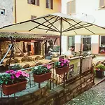 公寓式酒店 Antico Pozzo 4*
